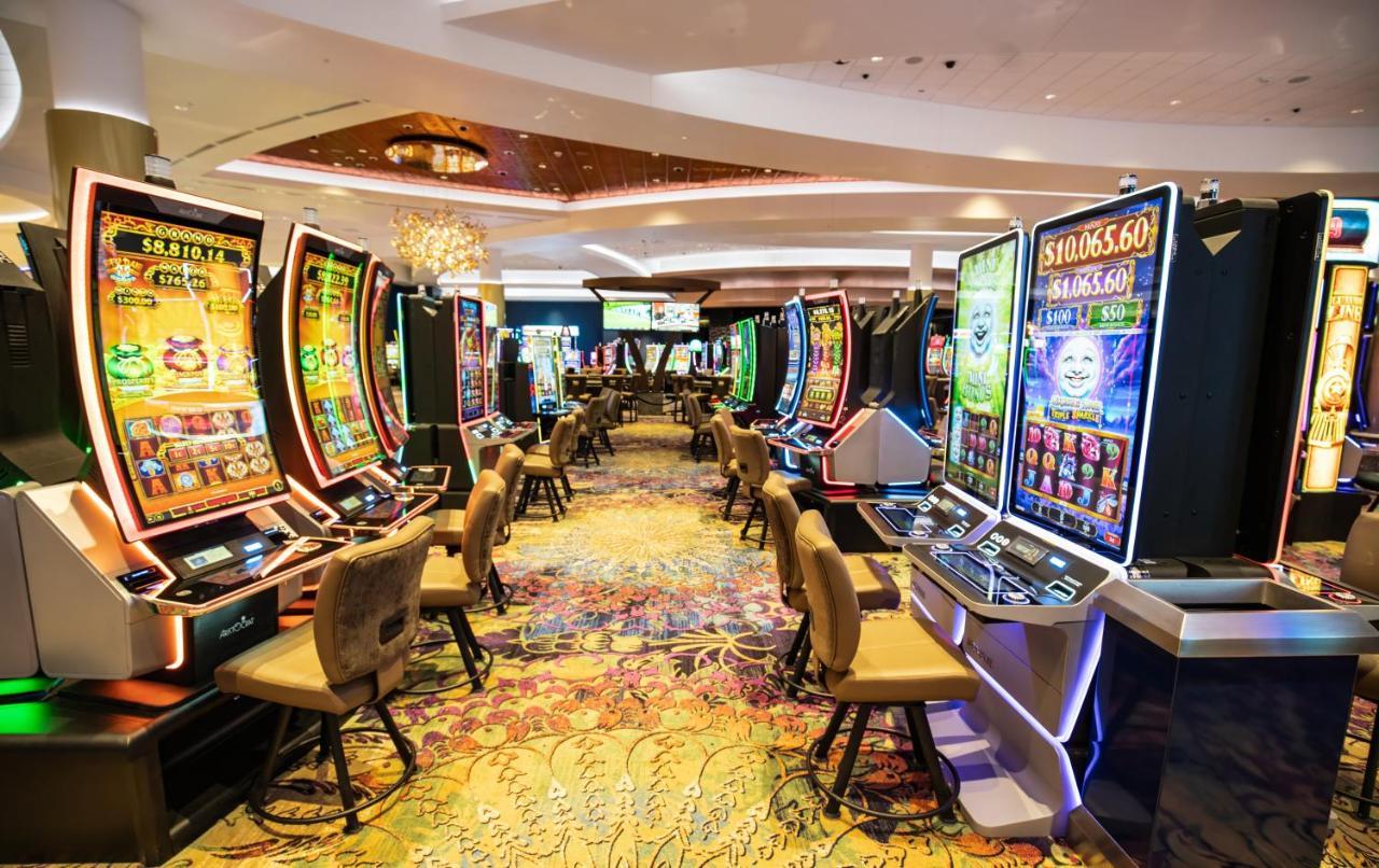 Walker's Bluff Casino Carbondale